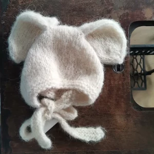 czapka wełniana królik